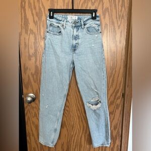 Abercrombie & Fitch The Mom High Rise jeans Curve Love Size 25